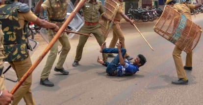 Tamil Nadu: Death toll rises to 13 in the firing by police during Sterlite Protests 