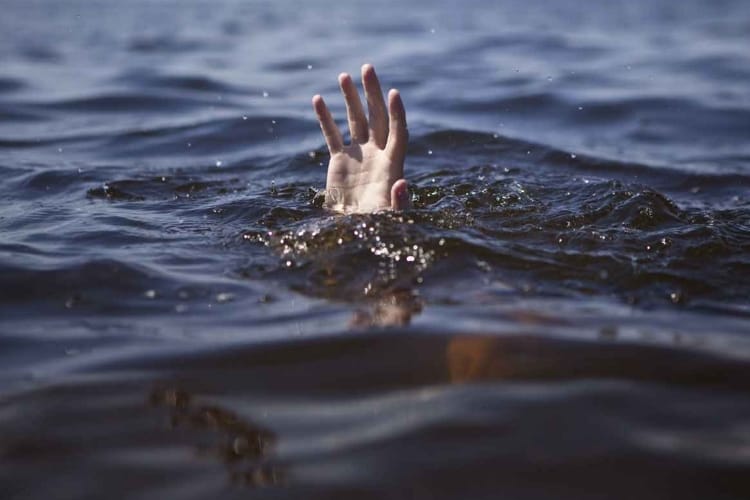 student drowned in swimming pool of lucknow public school and colleges