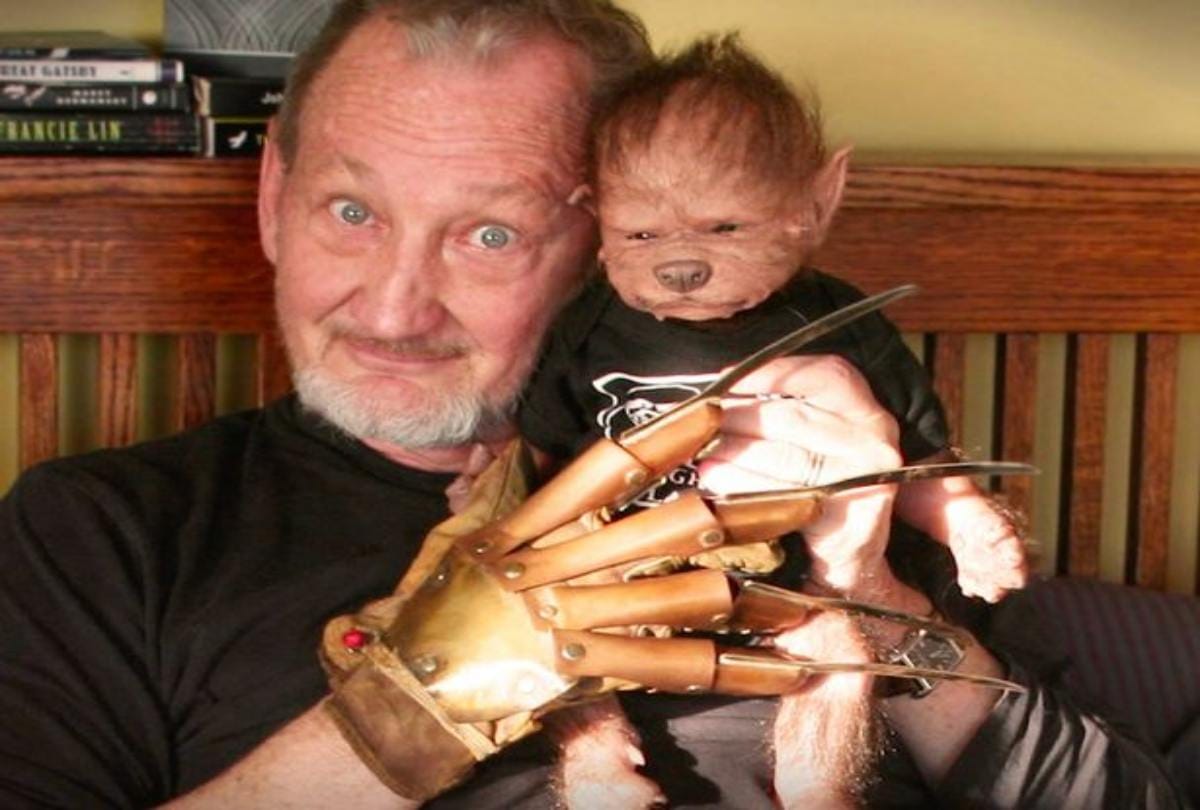 Woman sparks bizarre craze crafting creepy for selling  