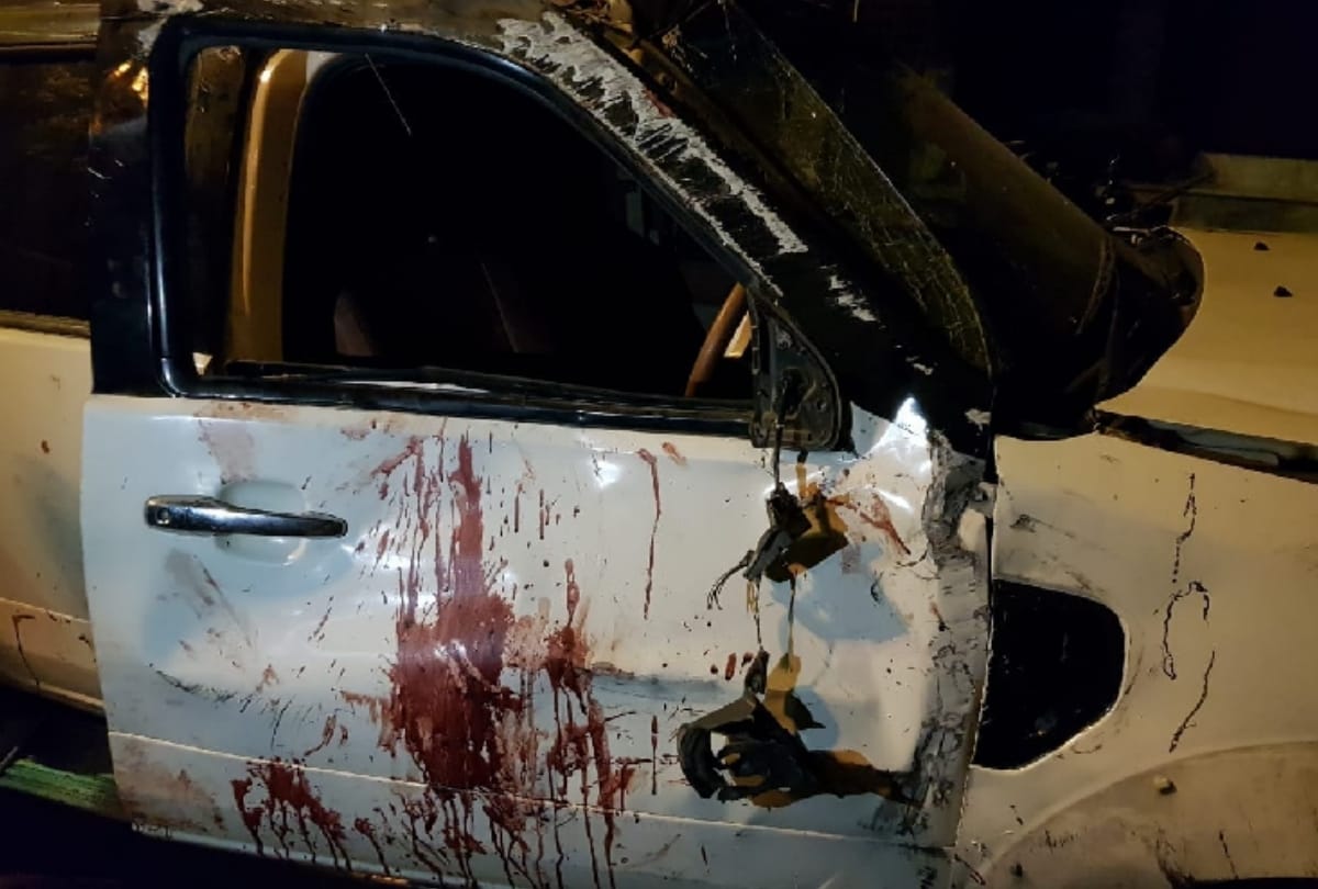 in overtaking race car climb on divider and turn one dead in nandnagri delhi see pics