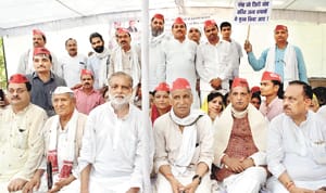 Revati Raman sitting on the dais for the Ganga