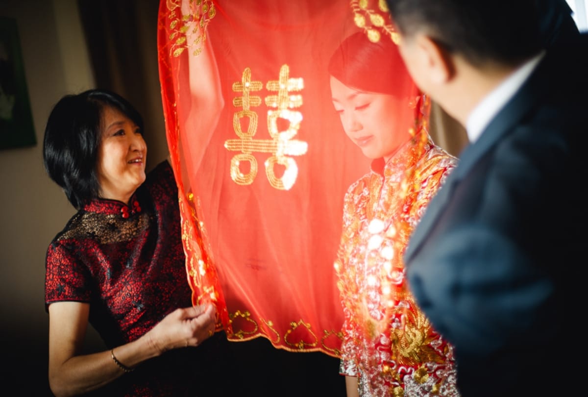 Bride In China Ask Her Guest To Molest And Touch Her To Collect Money For Honeymoon