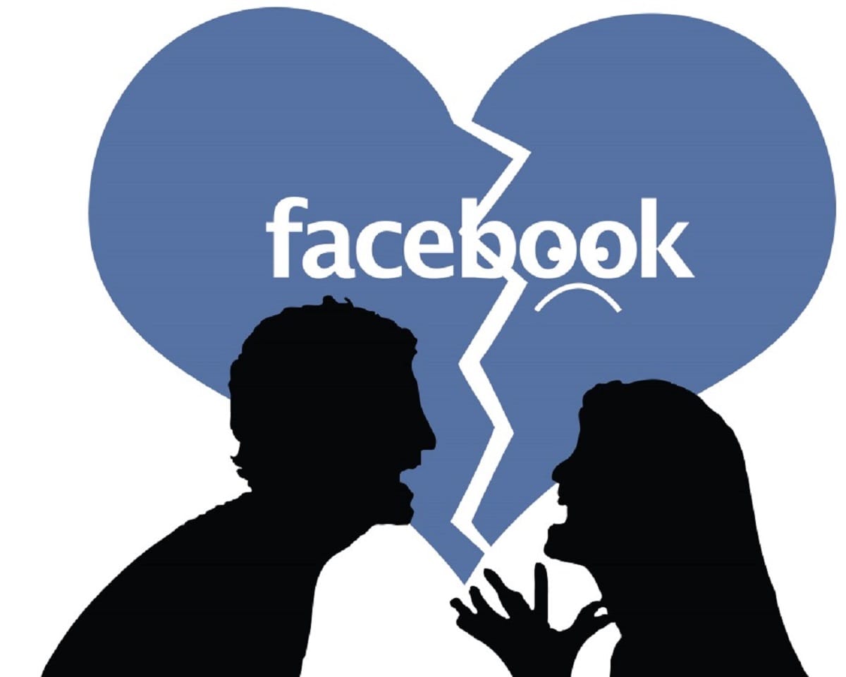 smartphones and social media Increasing stress between relationship of husband and wife