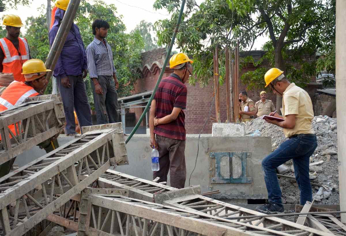 Varanasi flyover collapse starting enquiry tell reason of this accident 