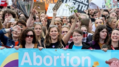 Ireland PM Leo Varadkar Campaigns to lift abortion ban, people will vote on Friday