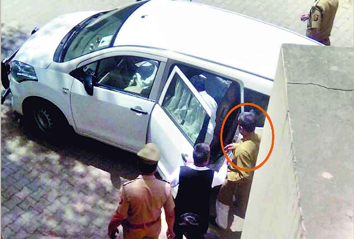 BJP MLA Kuldeep Singh Sengar along with another accused Shashi Singh produced before court