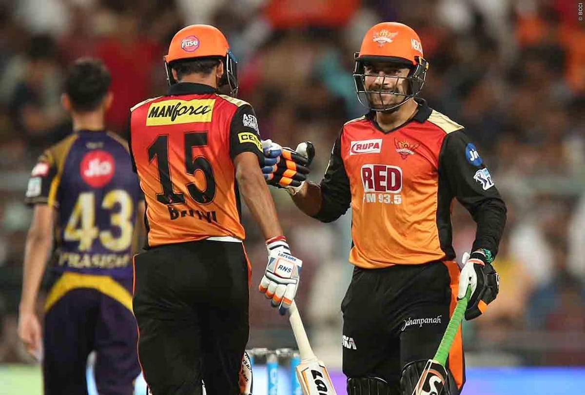 Rashid khan played superb innings in last overs against KKR, Fans started praising on twitter