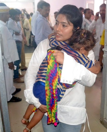 20 passengers injured in bus mixer collission