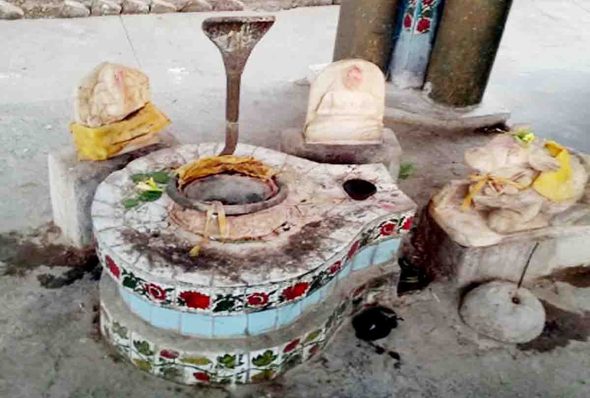 Shivaling disappeared from ancient temple