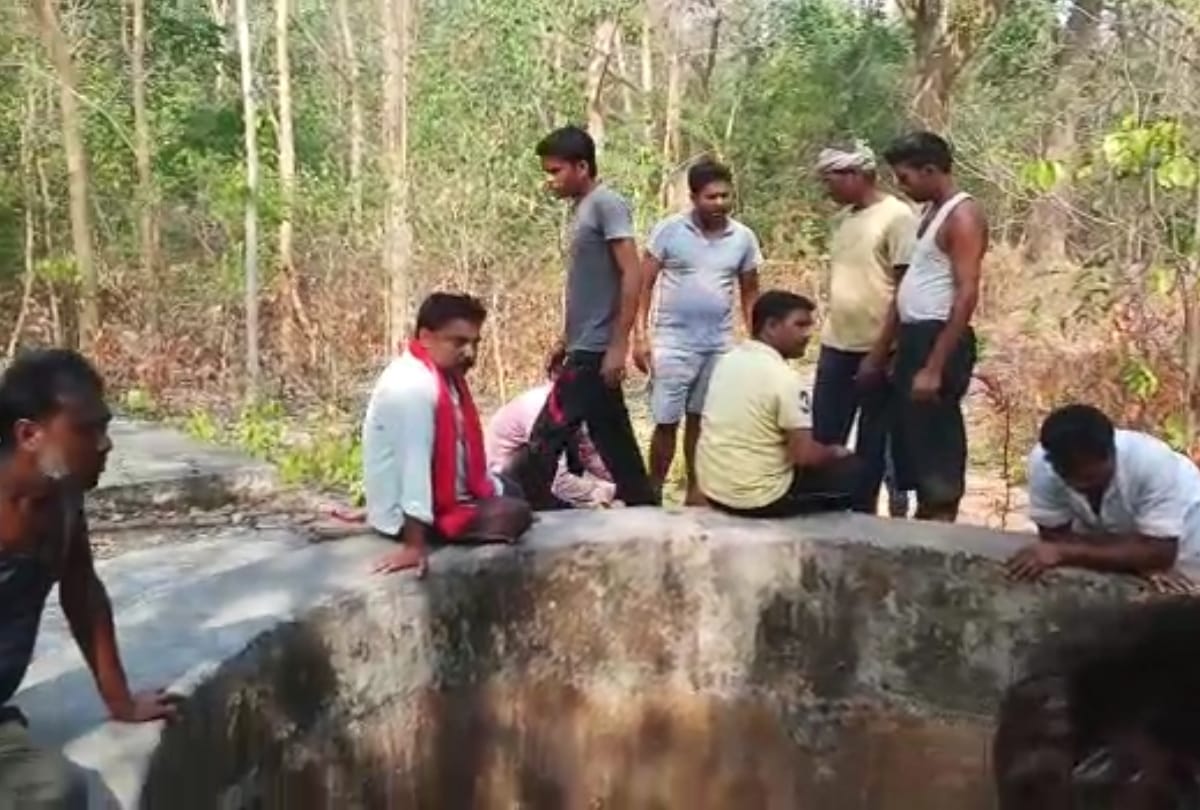 thief threw a traveler into the well in bahraich