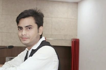 B.Tech student of lucknow made swadeshi social media platform
