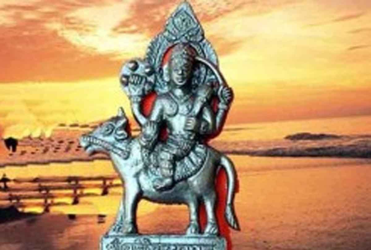 Shani Pradosha fast today