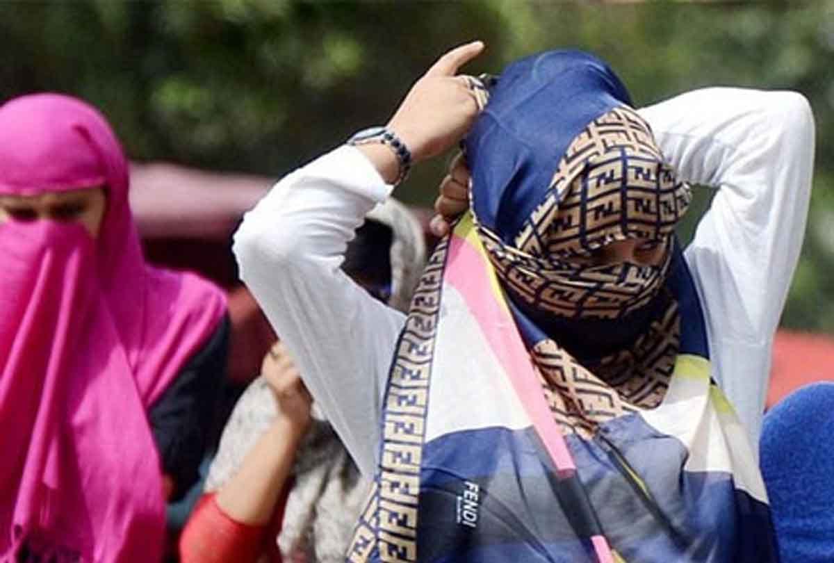 fourteen people died from hot wind in Kanpur
