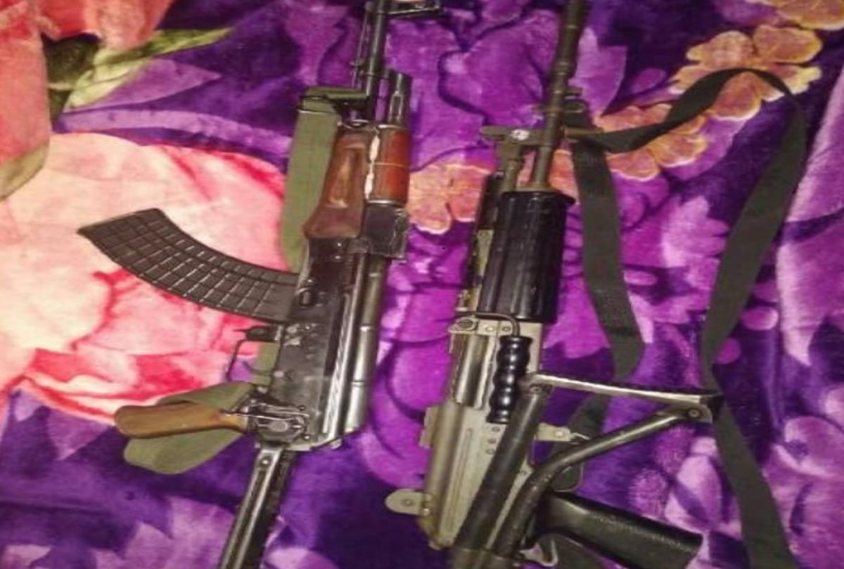 One AK and one INSAS rifle snatched by terrorists at Dabrun Anantnag 