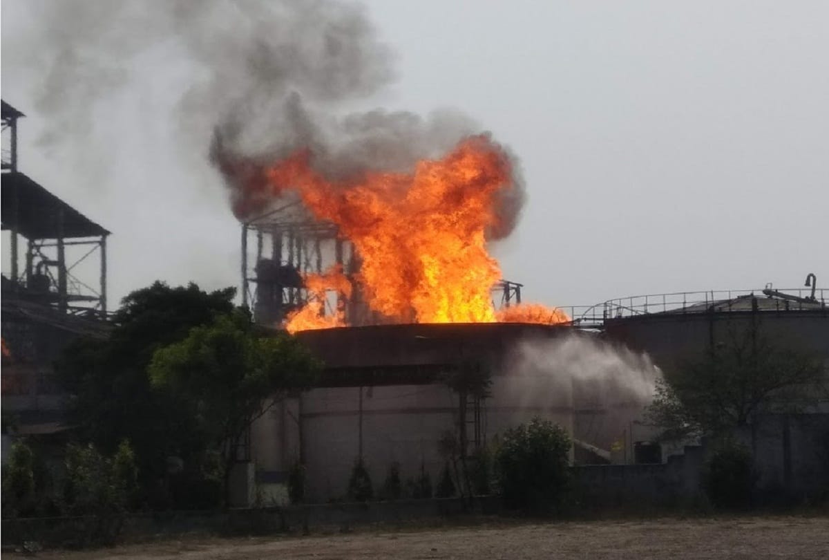Blast in Kinauni Sugar Unit Distillery Plant in meerut
