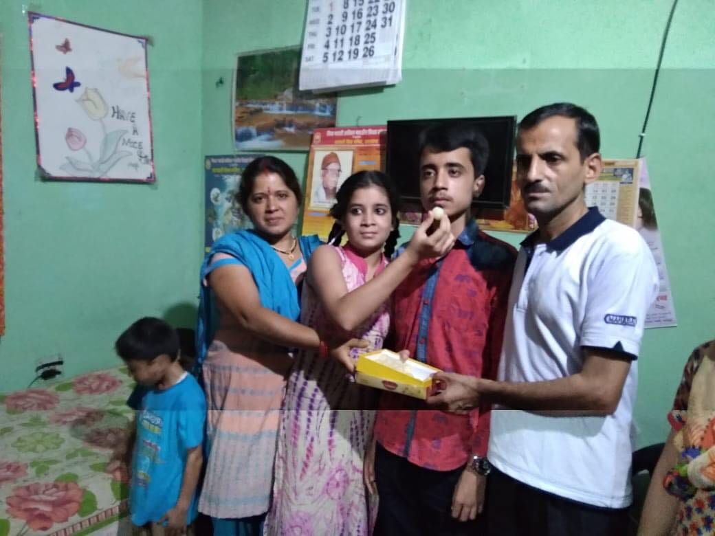 UK Board of education Result 2018, toppers celebration photos