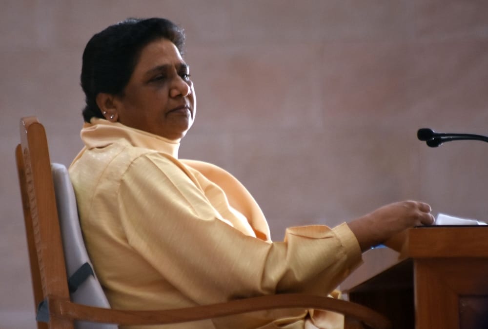 mayawati vacant her bungalow.