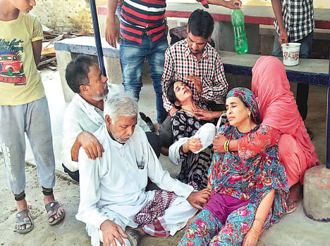 Three youths die in truck collision in Fatehpur