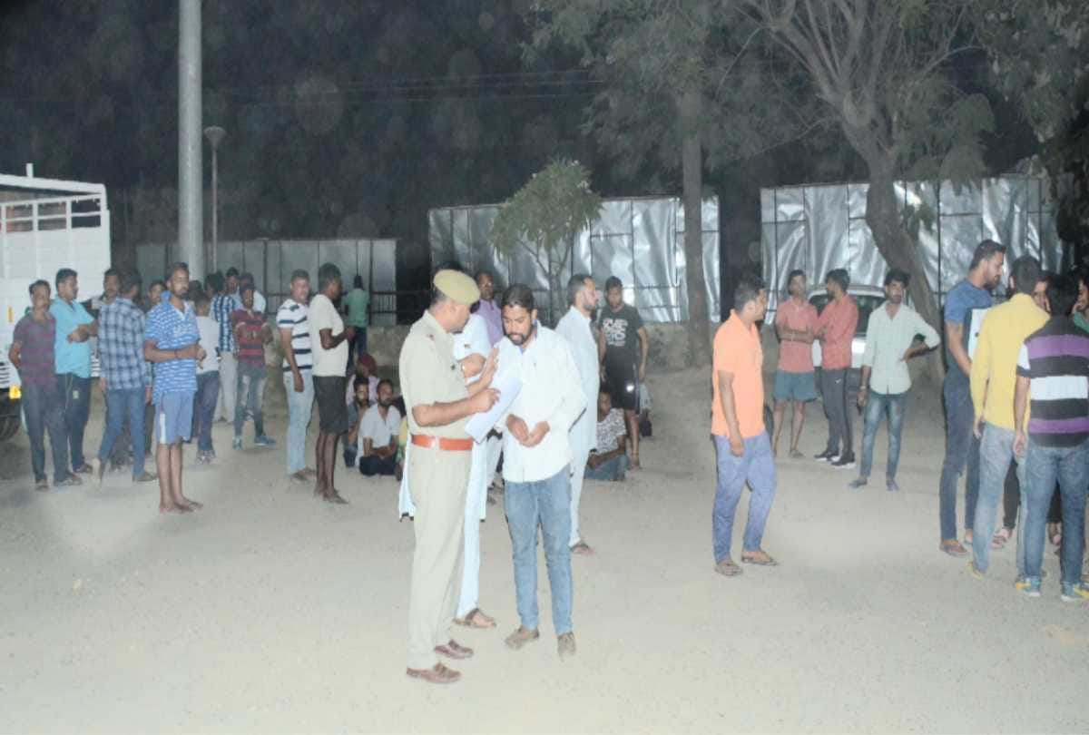 employee of private company committed suicide after transfer order in una