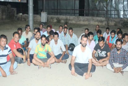 employee of private company committed suicide after transfer order in una