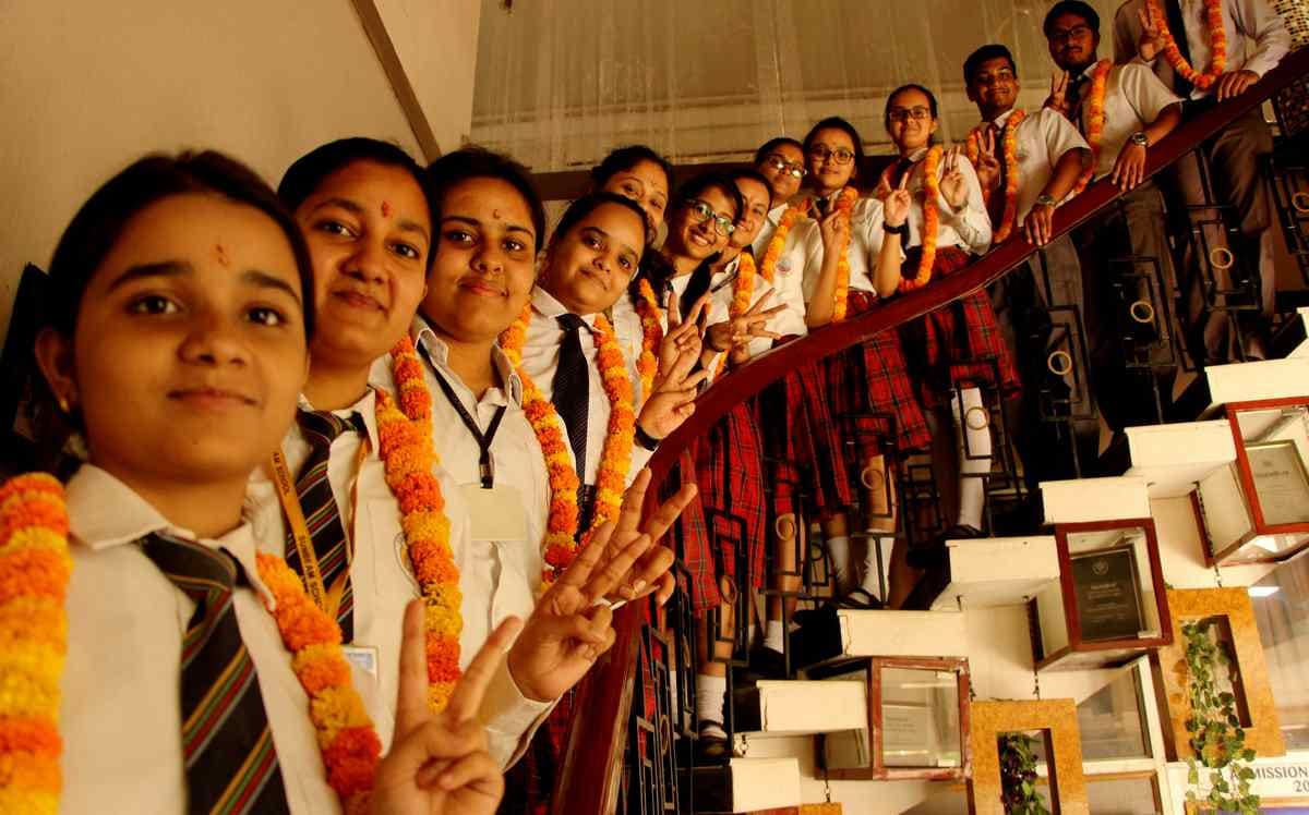 Ramya and jahnavi are toper in varanasi district