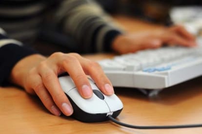 maid found through internet cheated doctor
