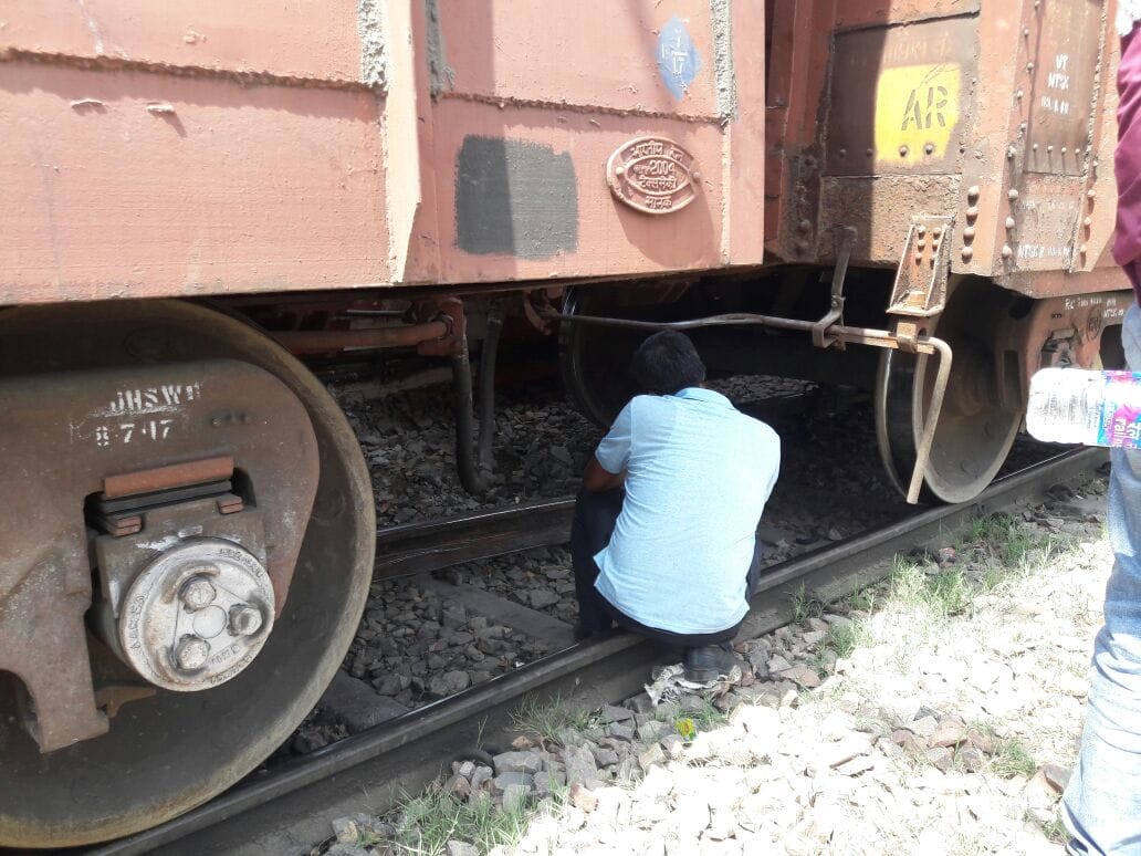 goods train derailed at firozabad railway station 