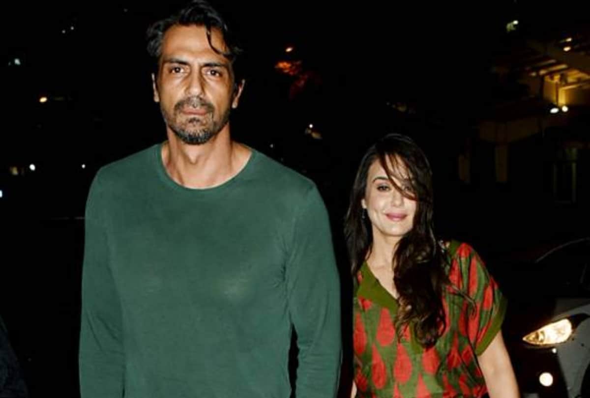 arjul rampal and preity zinta spotted together at nara thai in bandra