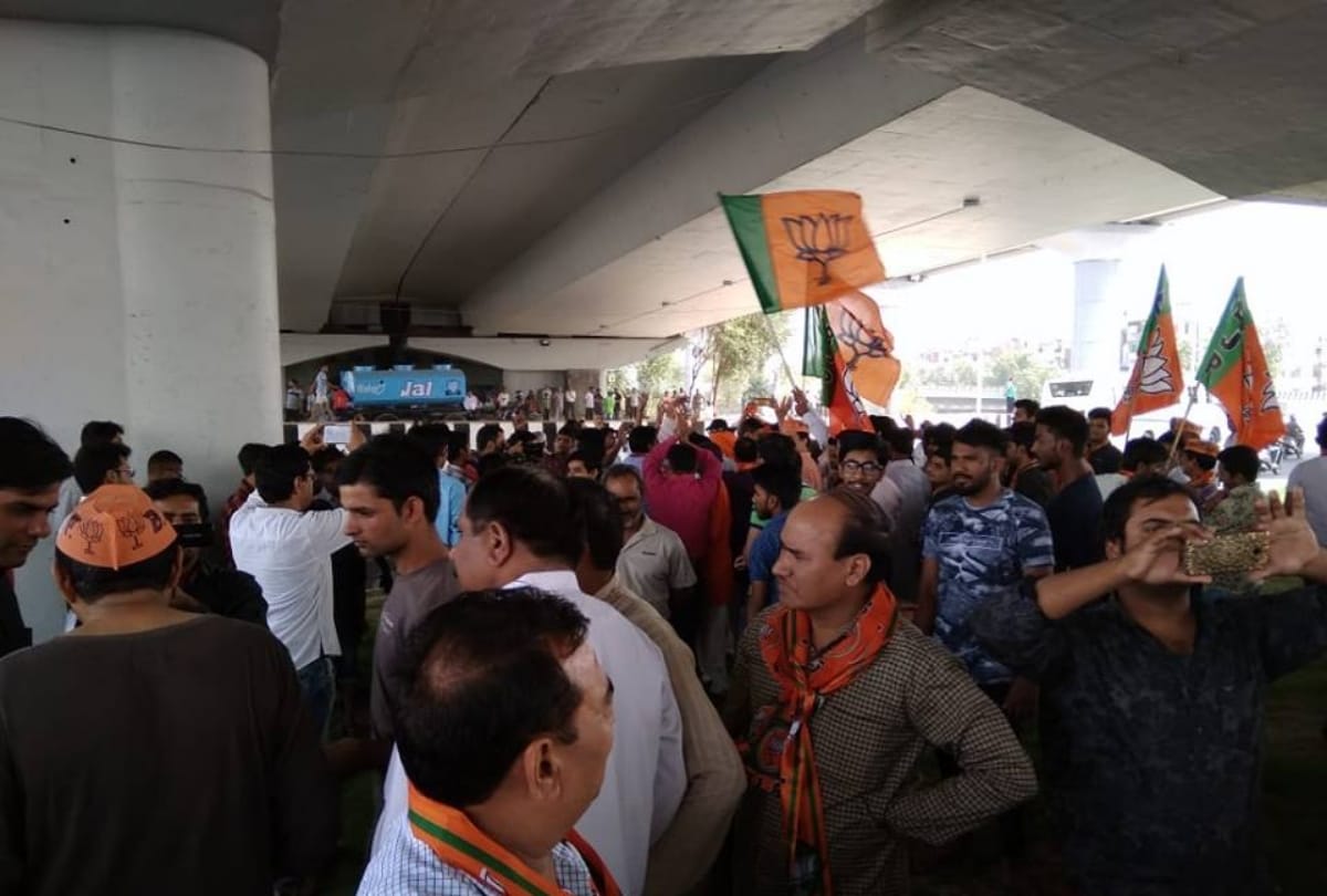 pm modi inaugurate eastern peripheral expressway in delhi ncr news read all update