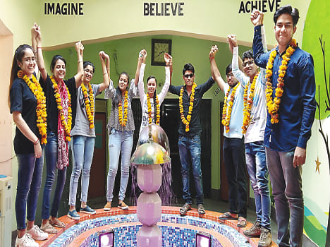 Celebrating in schools, gunja hip-hip hooray