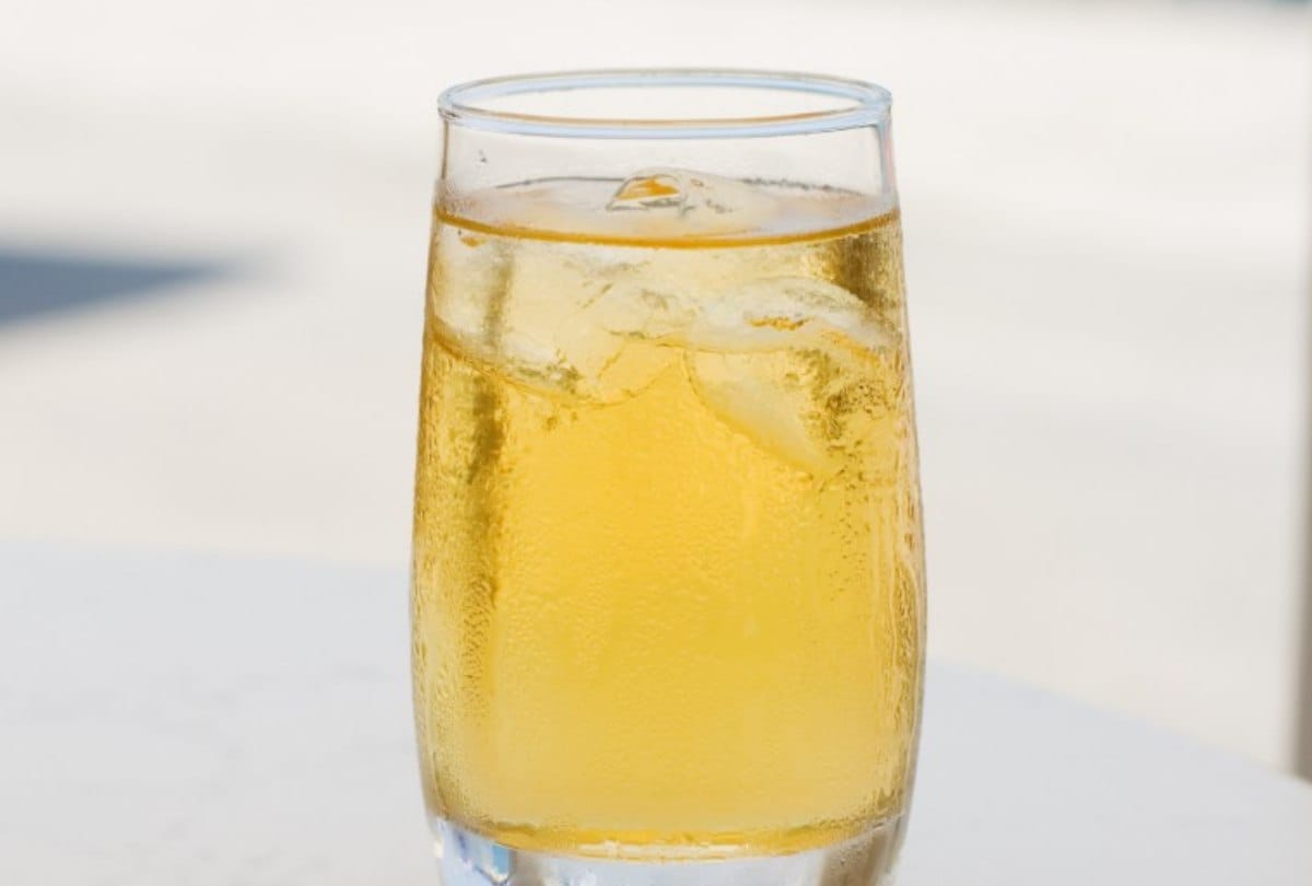 Man give urine to judge instead of drinking water