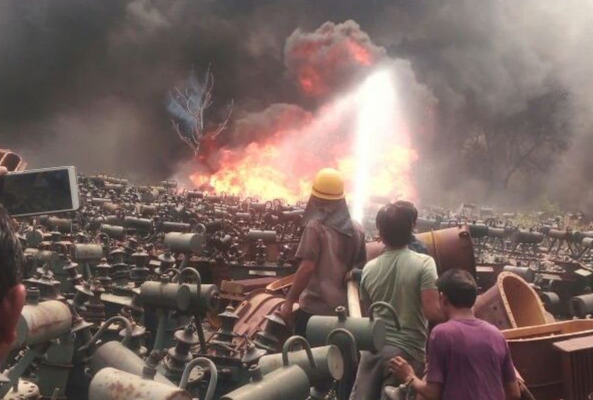 200 transformers gutted in fire at solan himachal pradesh