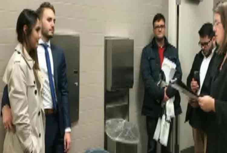 Couple Get Married In Toilet here is the truth