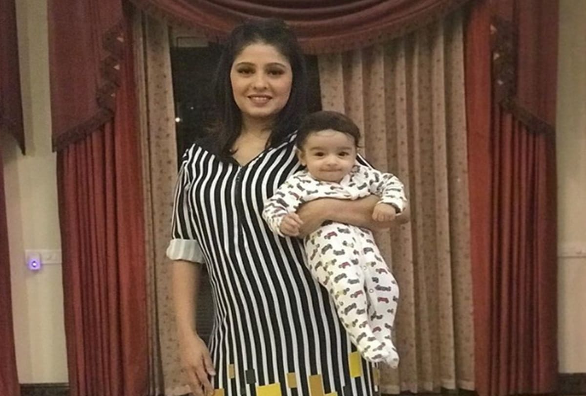 Sunidhi Chauhan Husband Hitesh Sonik reaction Separation Rumours