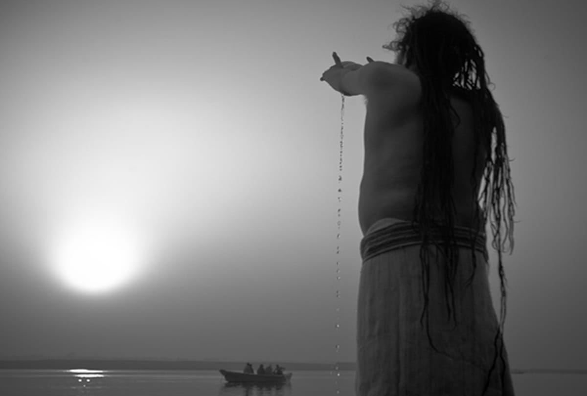 while offering water to the Sun avoid these mistakes