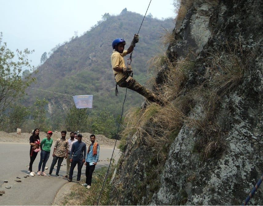 Scuba diving in tehri lake festival 2018 people see ruins of city
