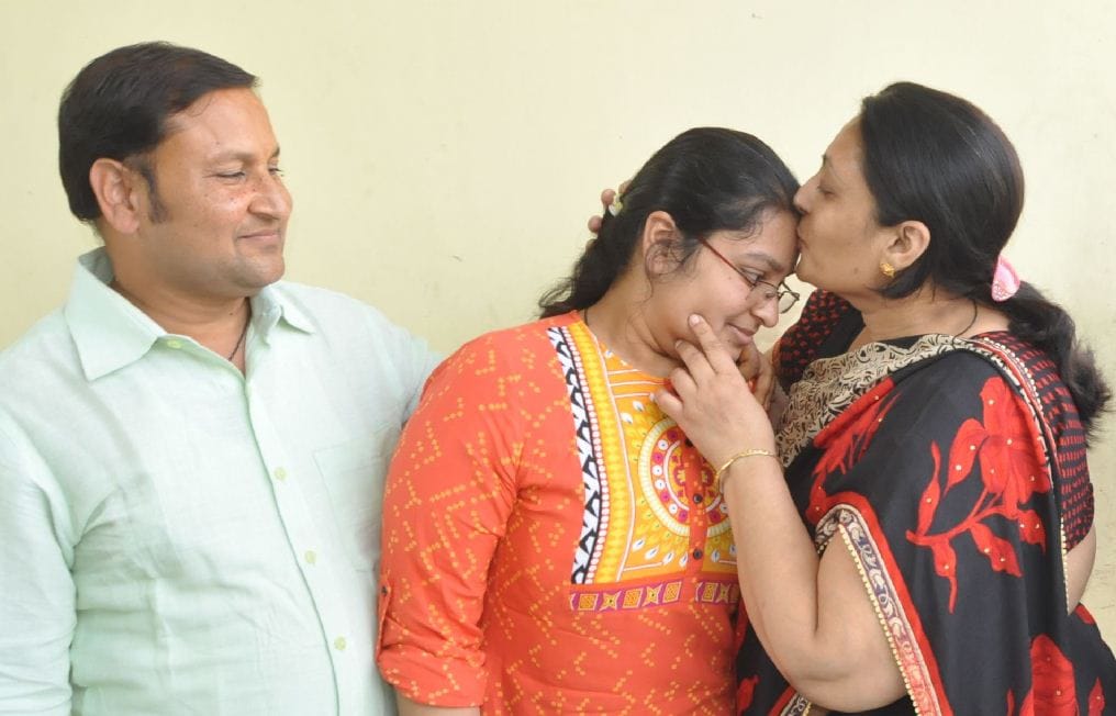 Manasi Agrawal tops CBSE 12th Result in Agra