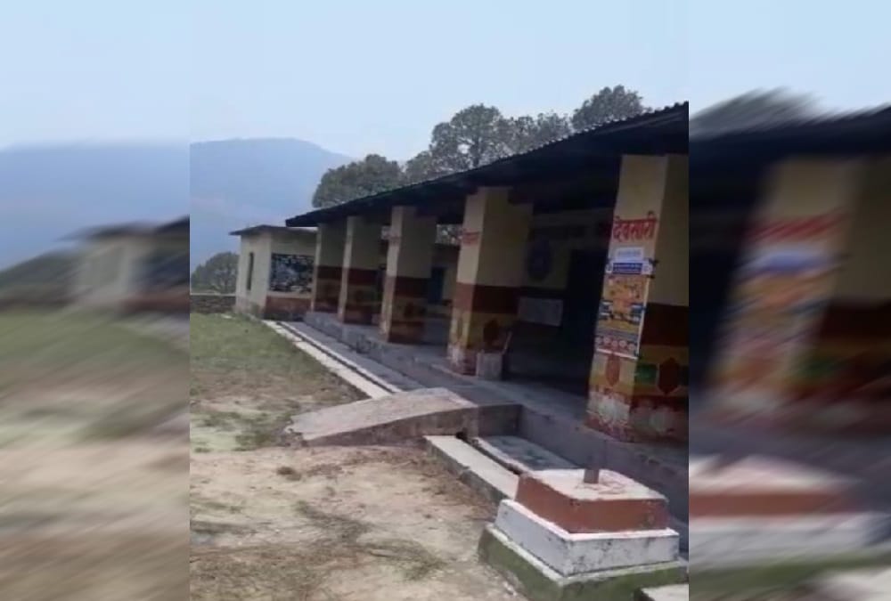 villagers do not give vote for road in Tharali Assembly by election 2018