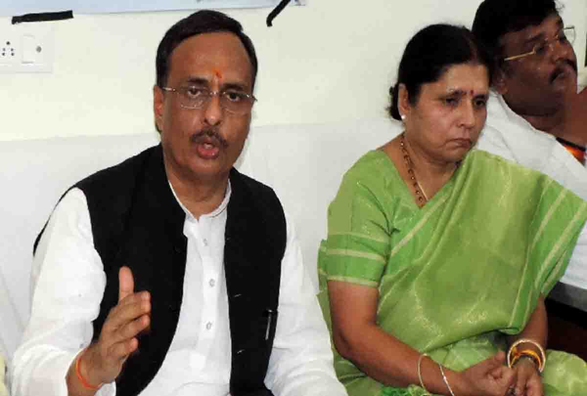 Deputy CM pointing to this leader said that I still call him MP