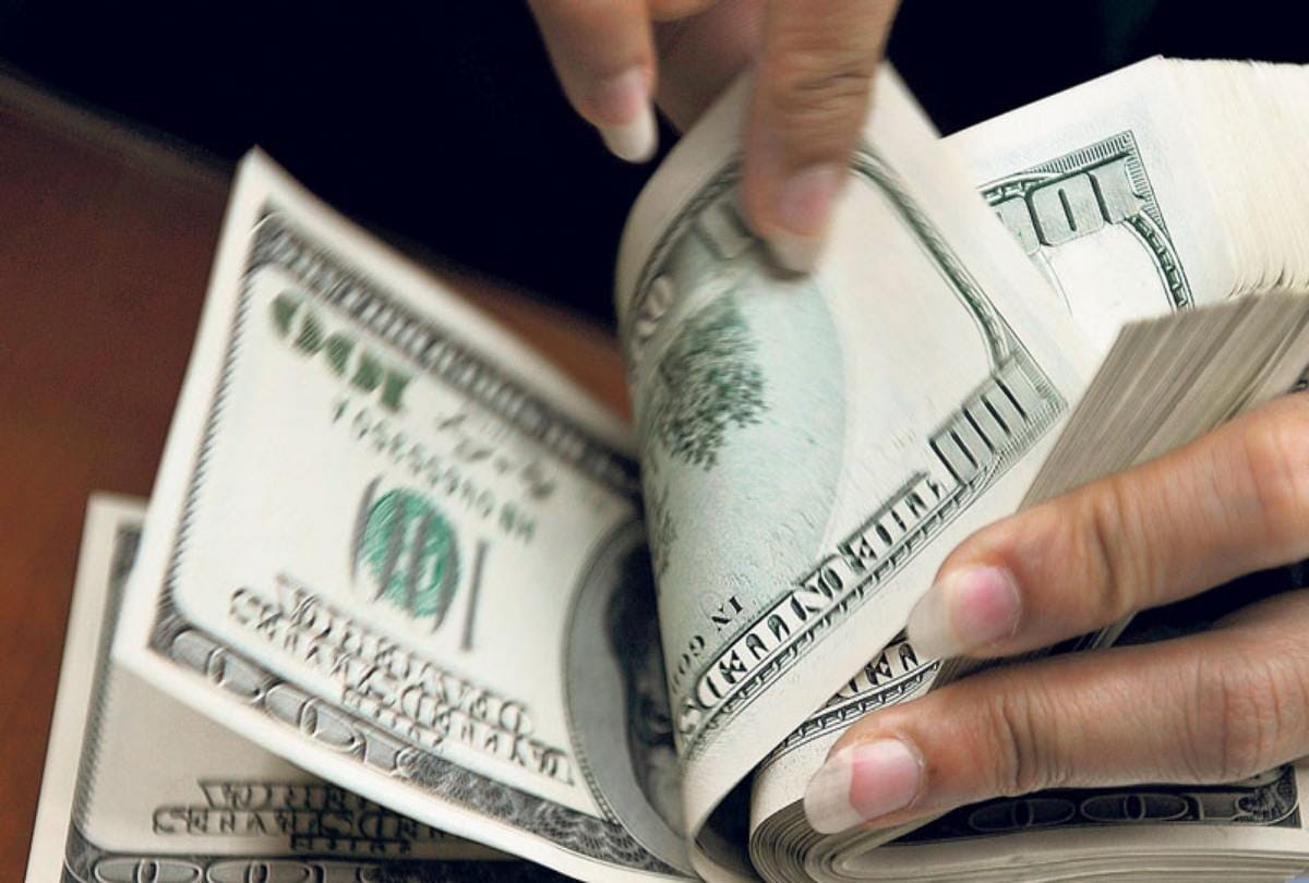 these are the reason why rupee is falling against dollar, it may impact your budget