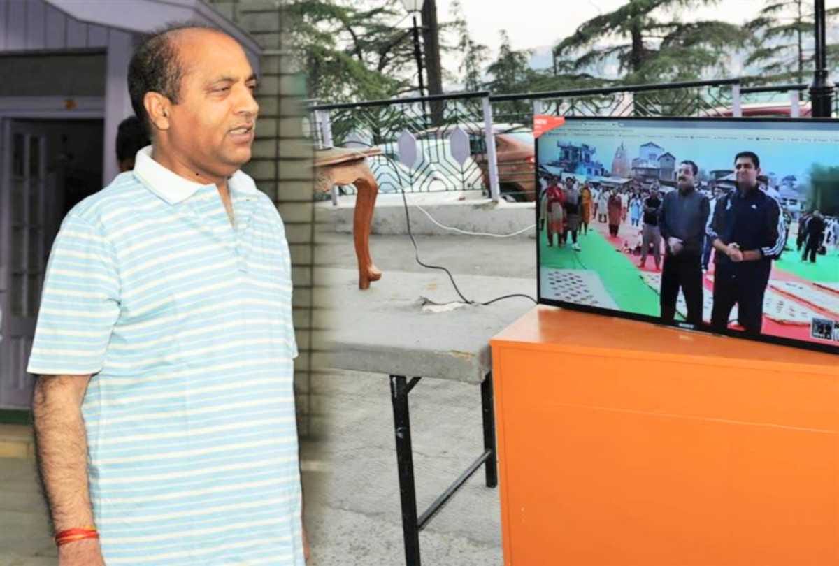 cm Jai Ram Thakur addresses the people assembled at Dhalpur Ground Kullu
