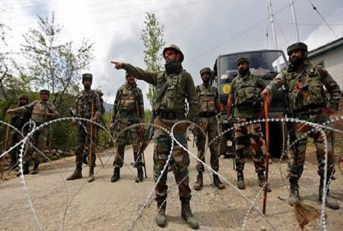 Jammu-Kashmir: Terrorist attack on Pulwama's Kakpora Army Camp