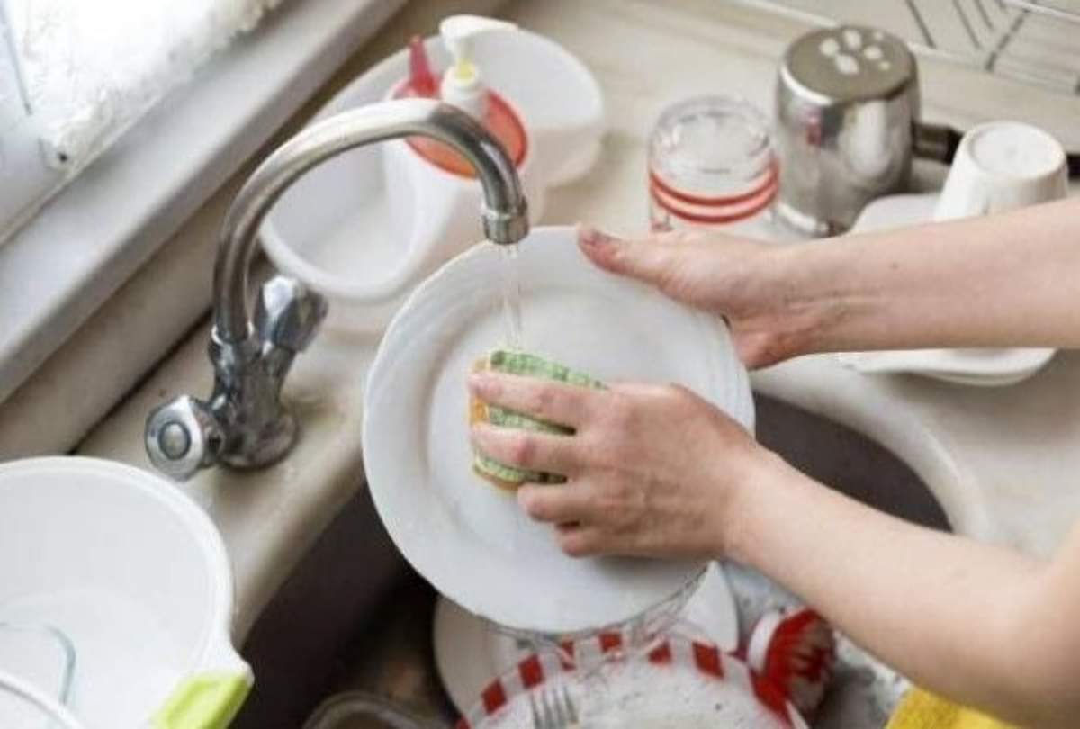 vastu tips for solving money problem and increase love in your family