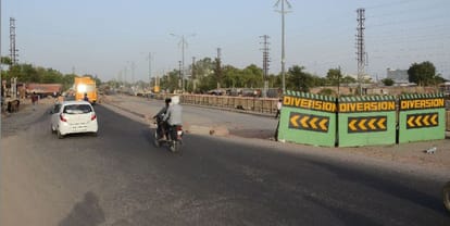 six lane road work incomplete in agra