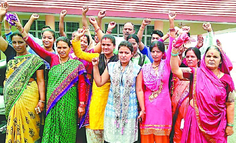 protesting for drinking water