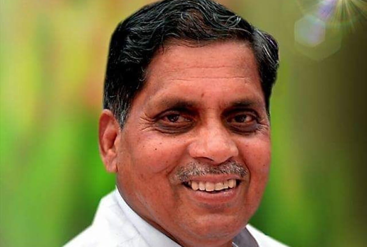 Congress MLA Siddu Nyama Gowda passed away in a road accident near Tulasigeri