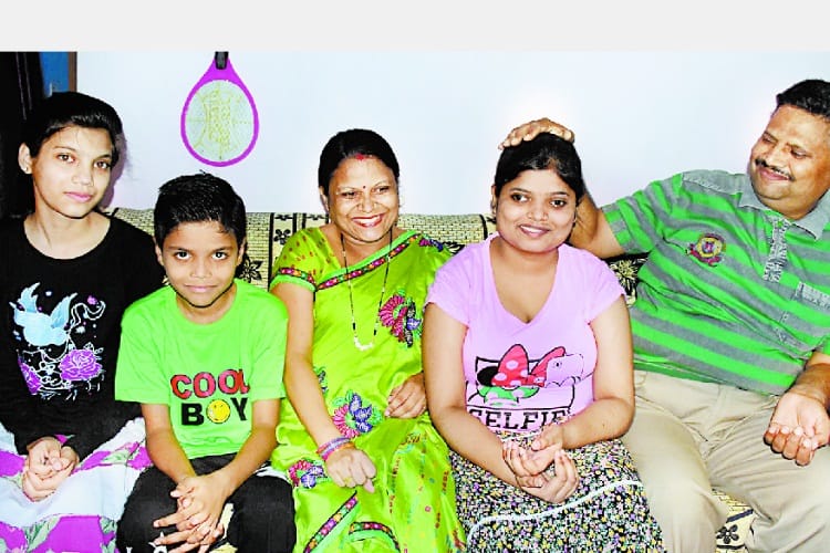 vanshika cannot see but her courage spirit made her successful