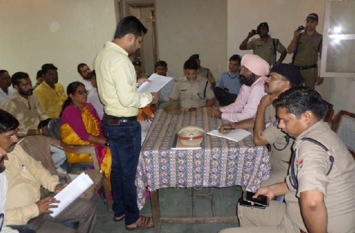 कानून हाथ में न लें, पुलिस को दें सूचना