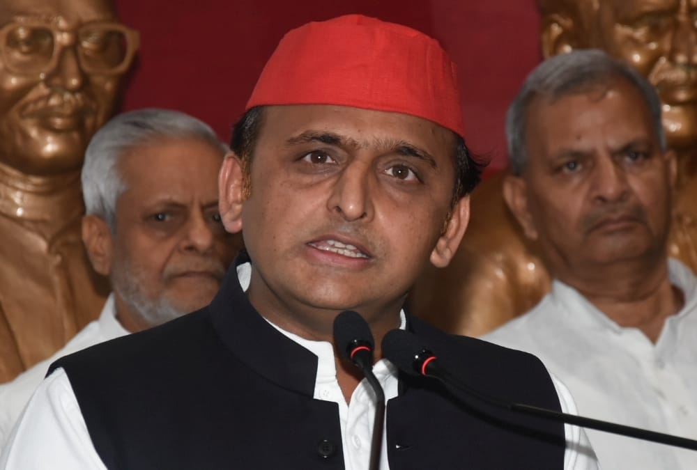 akhilesh yadav twitted about munna bajrangi murder in baghpat jail