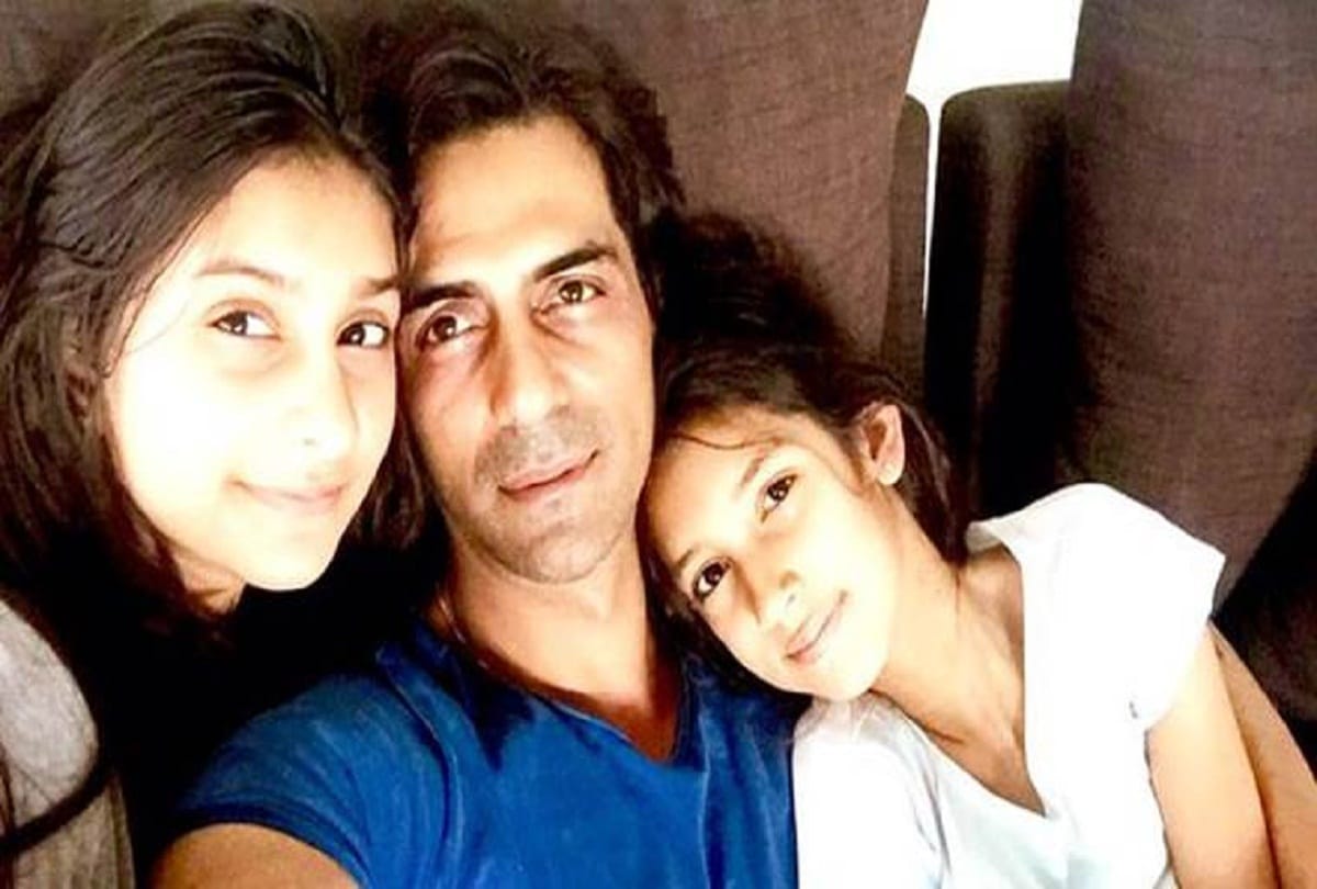 After divorce Arjun Rampal Shares Pic Of Ex Wife Mehr Jesia With Their Daughters